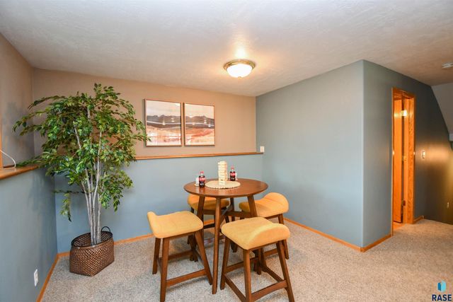 3234 S Serenity Trl Trail, Sioux Falls, SD 57103