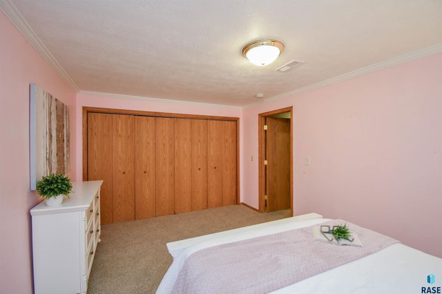 3234 S Serenity Trl Trail, Sioux Falls, SD 57103