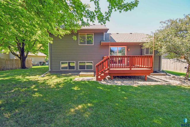 3234 S Serenity Trl Trail, Sioux Falls, SD 57103