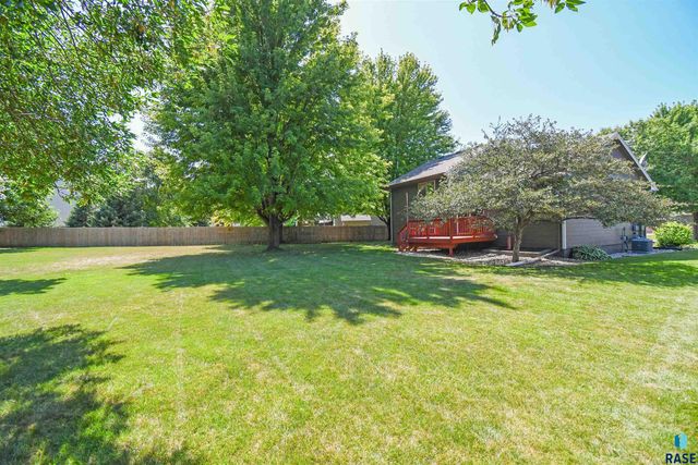 3234 S Serenity Trl Trail, Sioux Falls, SD 57103