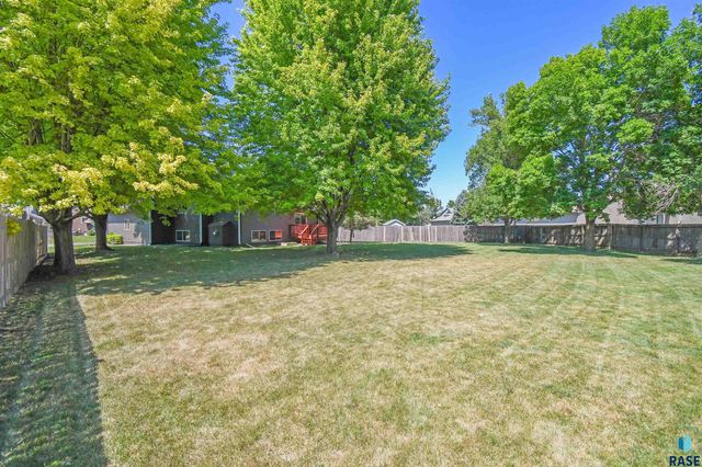 3234 S Serenity Trl Trail, Sioux Falls, SD 57103