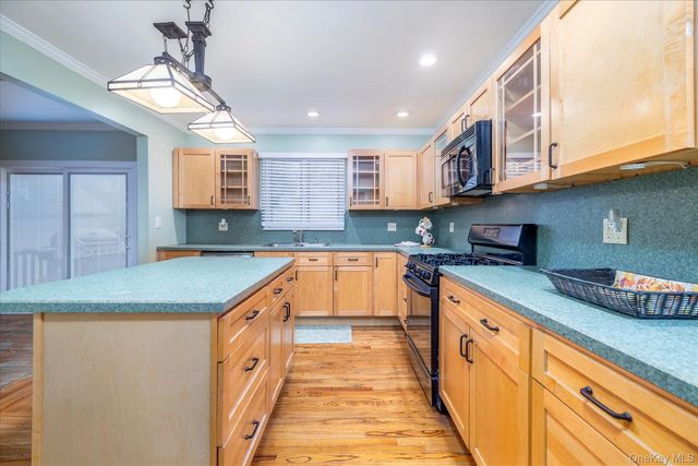 125 Wilson Street, East Rockaway, NY 11518