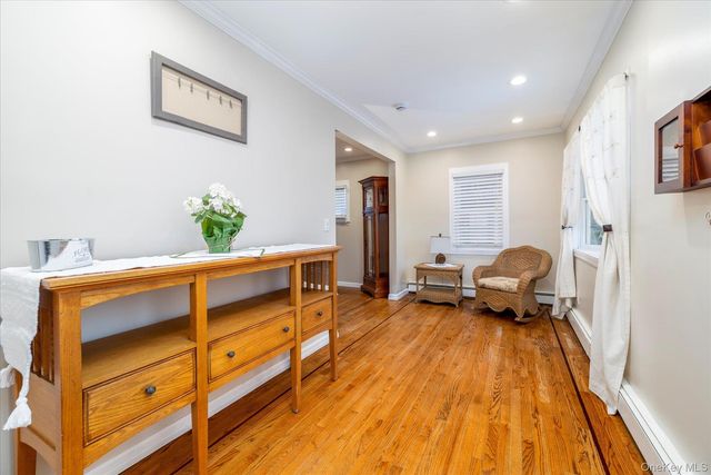 125 Wilson Street, East Rockaway, NY 11518