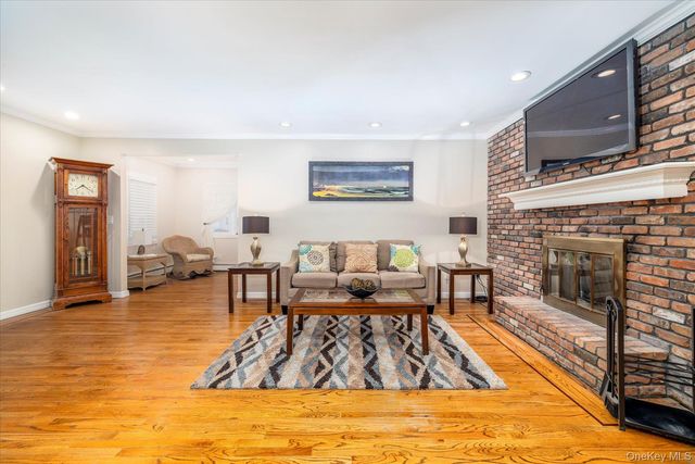 125 Wilson Street, East Rockaway, NY 11518