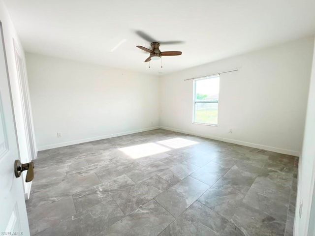 4622 SW 7th PL, Cape Coral, FL 33914