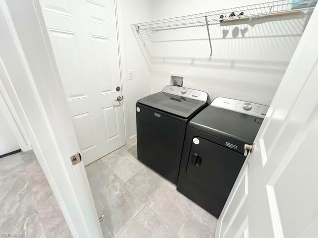 4622 SW 7th PL, Cape Coral, FL 33914