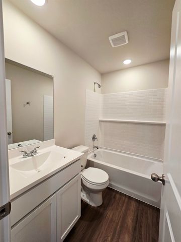 250 Omaha St., Gladewater, TX 75647