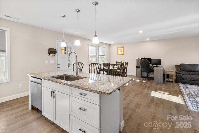 60 Oakwood Drive 039, Horse Shoe, NC 28792