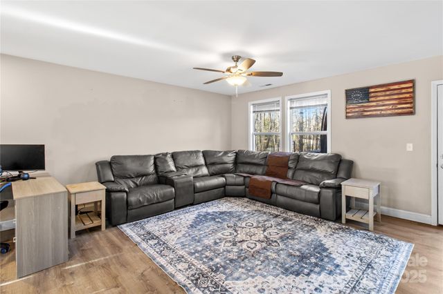 60 Oakwood Drive 039, Horse Shoe, NC 28792