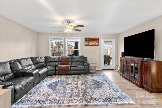 60 Oakwood Drive 039, Horse Shoe, NC 28792