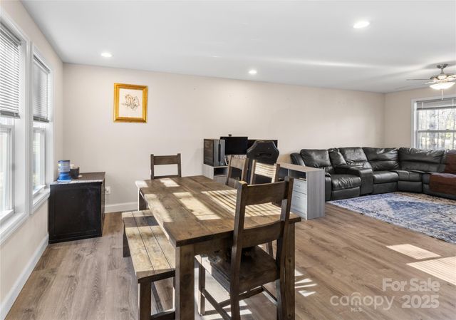 60 Oakwood Drive 039, Horse Shoe, NC 28792