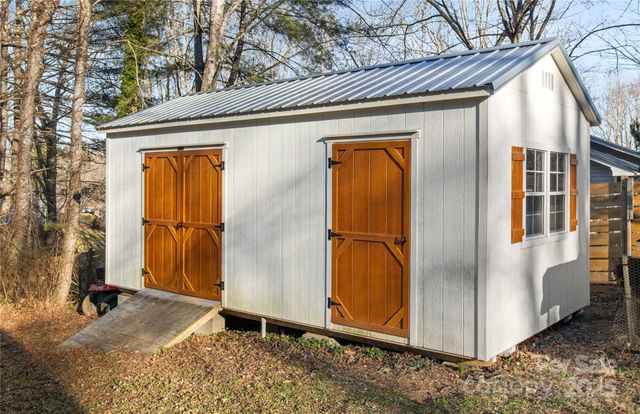 60 Oakwood Drive 039, Horse Shoe, NC 28792