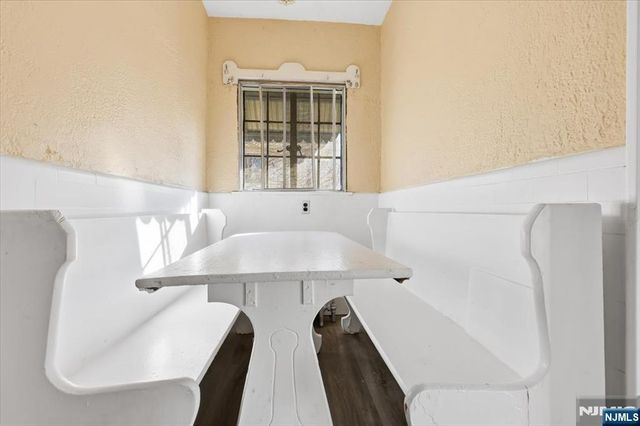 283 Pasadena Avenue, Hasbrouck Heights, NJ 07604