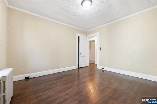 283 Pasadena Avenue, Hasbrouck Heights, NJ 07604