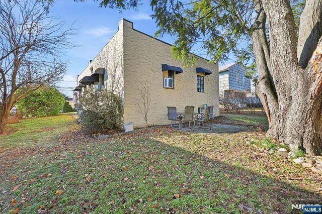 283 Pasadena Avenue, Hasbrouck Heights, NJ 07604