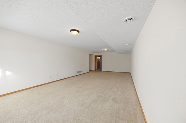 20467 Cypress Drive, Farmington, MN 55024