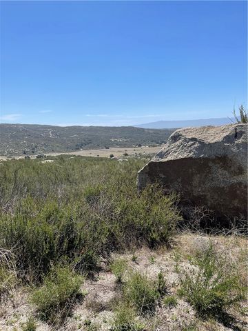 35410 Willow Creek Road, Hemet, CA 92544