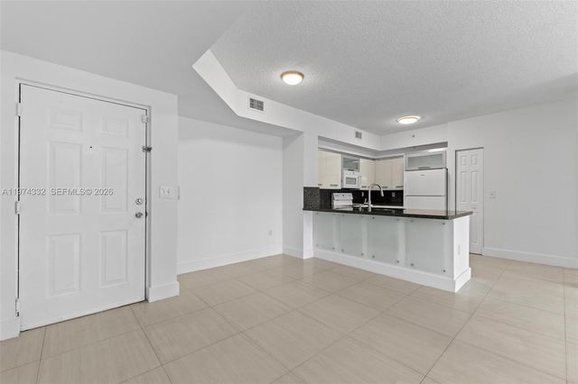 2440 E Preserve Way 206, Miramar, FL 33025