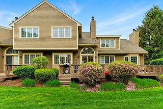 14 Weybridge Lane 14, Hopkinton, MA 01748