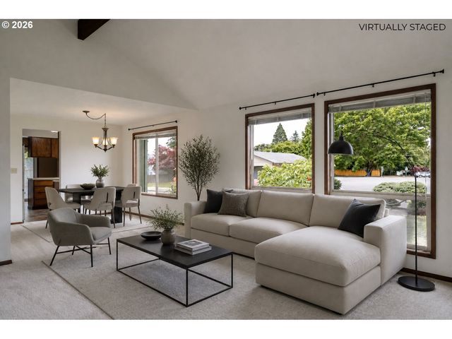 1900 N CEDAR St, Newberg, OR 97132