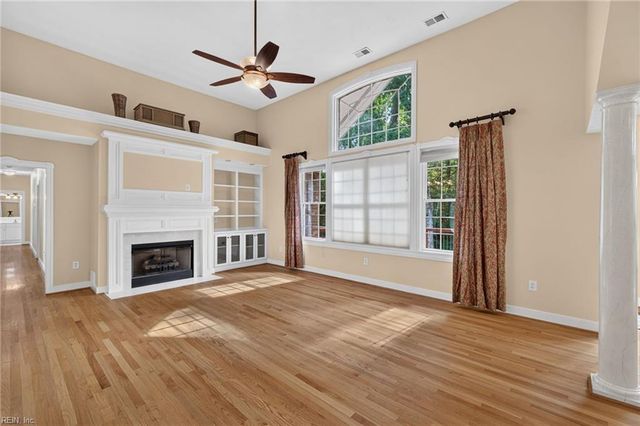 1584 Godfrey LN, Virginia Beach, VA 23454