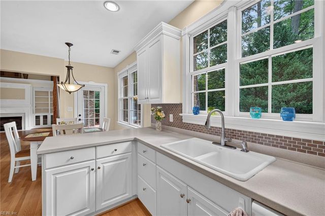 1584 Godfrey LN, Virginia Beach, VA 23454