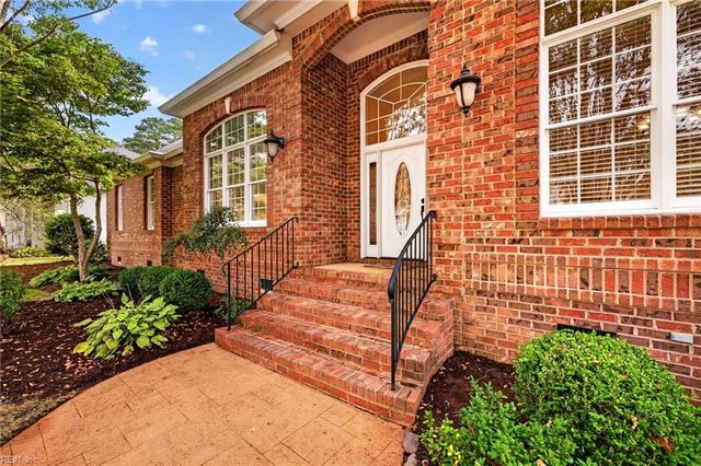 1584 Godfrey LN, Virginia Beach, VA 23454
