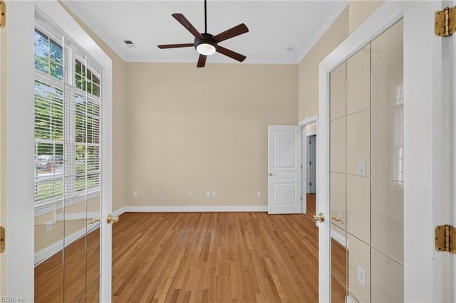 1584 Godfrey LN, Virginia Beach, VA 23454