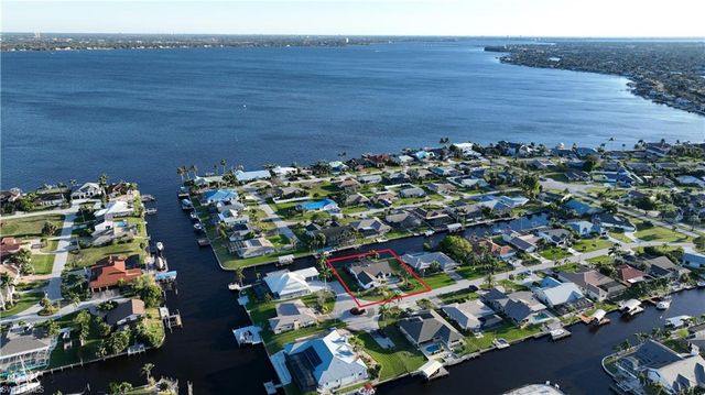 2328 27th ST, Cape Coral, FL 33904