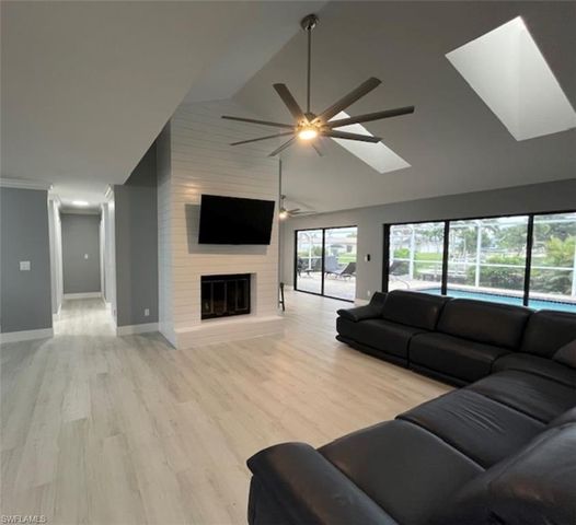 2328 27th ST, Cape Coral, FL 33904