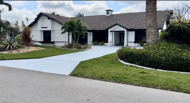 2328 27th ST, Cape Coral, FL 33904