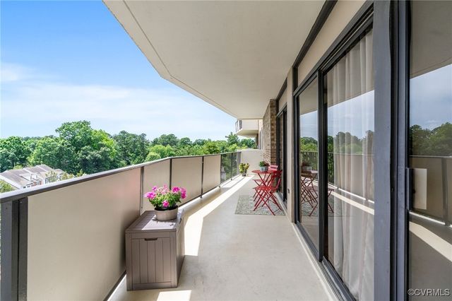 2956 Hathaway Rd Unit#807, Richmond, VA 23225