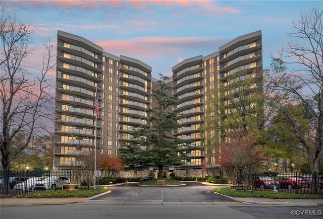 2956 Hathaway Rd Unit#807, Richmond, VA 23225