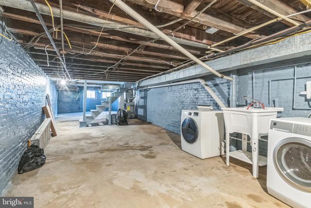 1243 E LANVALE ST, Baltimore, MD 21202