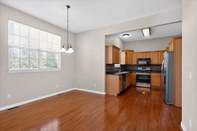 603 E Thornhill Drive, Nixa, MO 65714