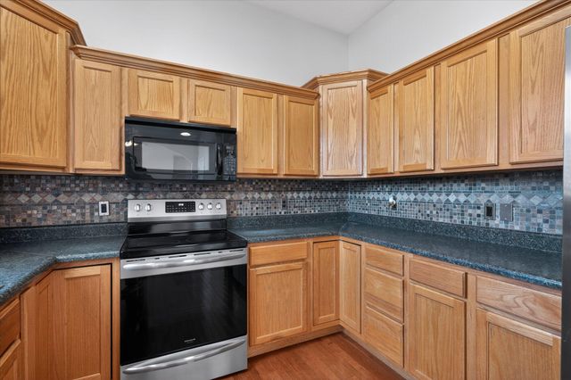 603 E Thornhill Drive, Nixa, MO 65714