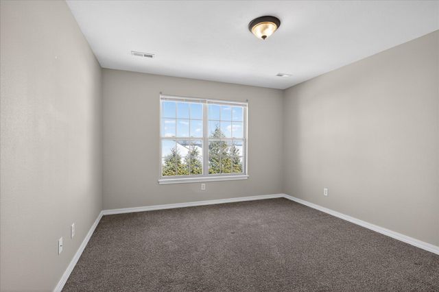 603 E Thornhill Drive, Nixa, MO 65714