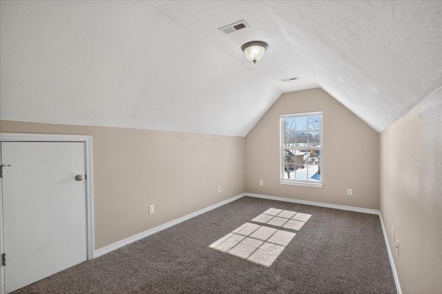 603 E Thornhill Drive, Nixa, MO 65714