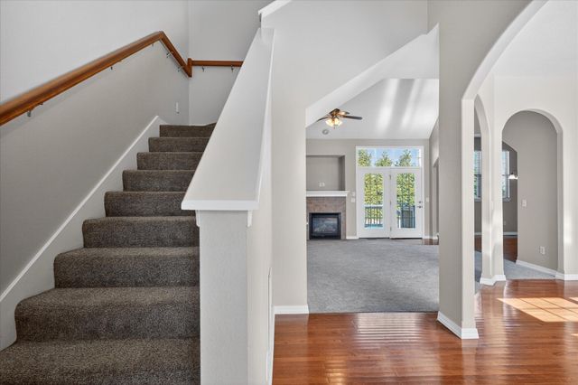 603 E Thornhill Drive, Nixa, MO 65714