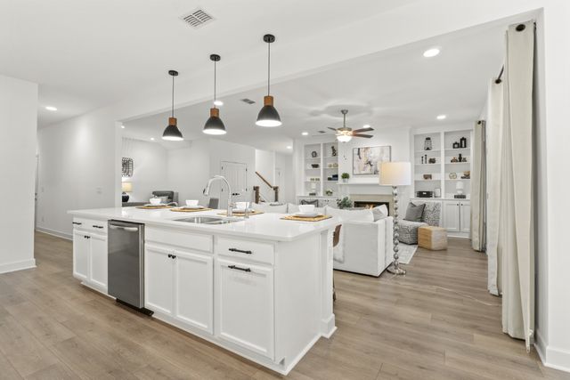 2431 Stonecenter Ln, Murfreesboro, TN 37128