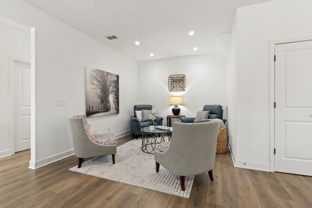 2431 Stonecenter Ln, Murfreesboro, TN 37128