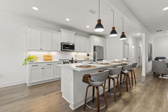 2431 Stonecenter Ln, Murfreesboro, TN 37128