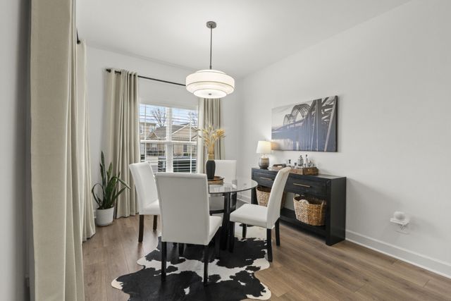 2431 Stonecenter Ln, Murfreesboro, TN 37128