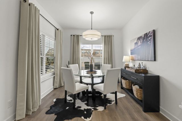 2431 Stonecenter Ln, Murfreesboro, TN 37128