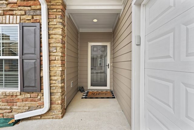 2431 Stonecenter Ln, Murfreesboro, TN 37128