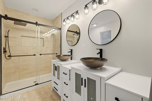 13006 Settlers Point Trail, Goshen, KY 40026