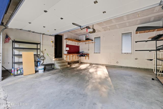 13006 Settlers Point Trail, Goshen, KY 40026