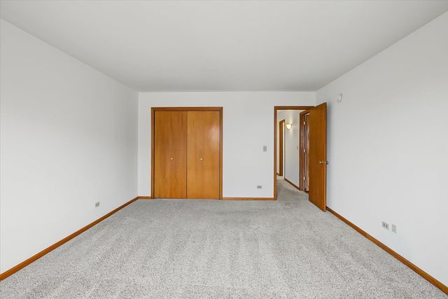 15727 Ravinia Avenue 2E, Orland Park, IL 60462