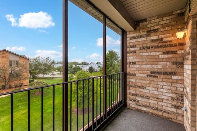 15727 Ravinia Avenue 2E, Orland Park, IL 60462