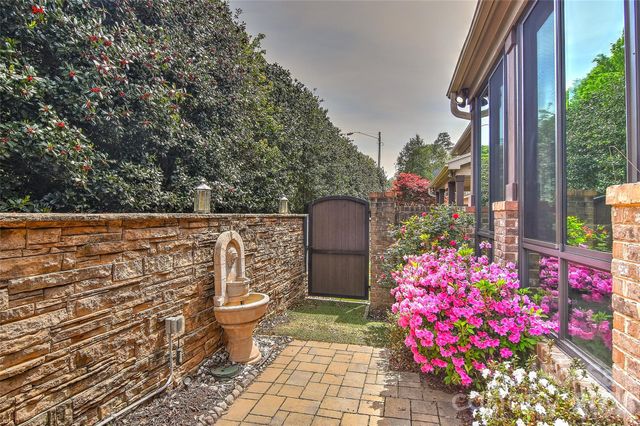 5909 Tred Avon Court, Charlotte, NC 28226